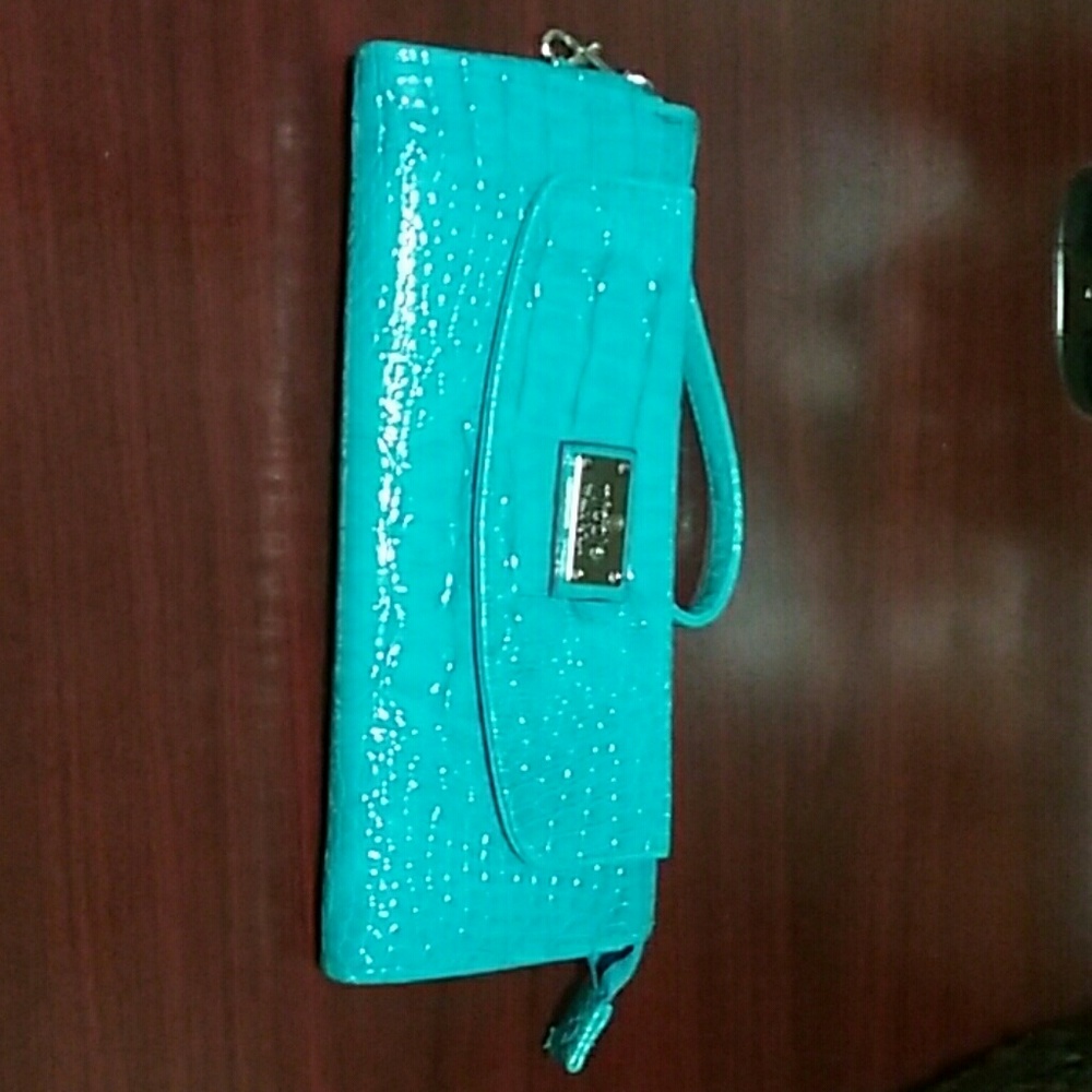 Nicole by Nicole Miller turquoise wristlet clutch